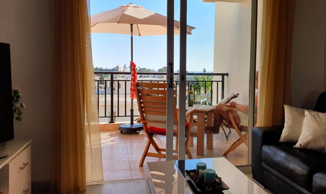 Petras Cozy Nest, 1-Bedroom Apt., Paphos-Universal Екстериор снимка