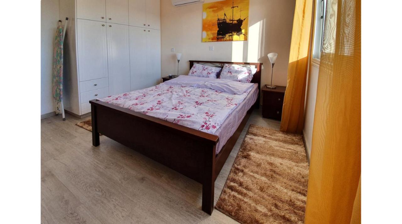 Petras Cozy Nest, 1-Bedroom Apt., Paphos-Universal Екстериор снимка